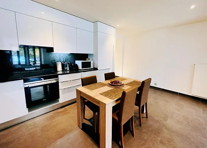 דירה Side Apartment! *